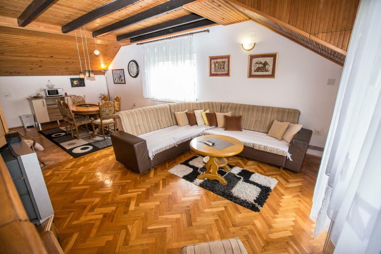 Apartman Ruzica Ogulin Eksteriør bilde